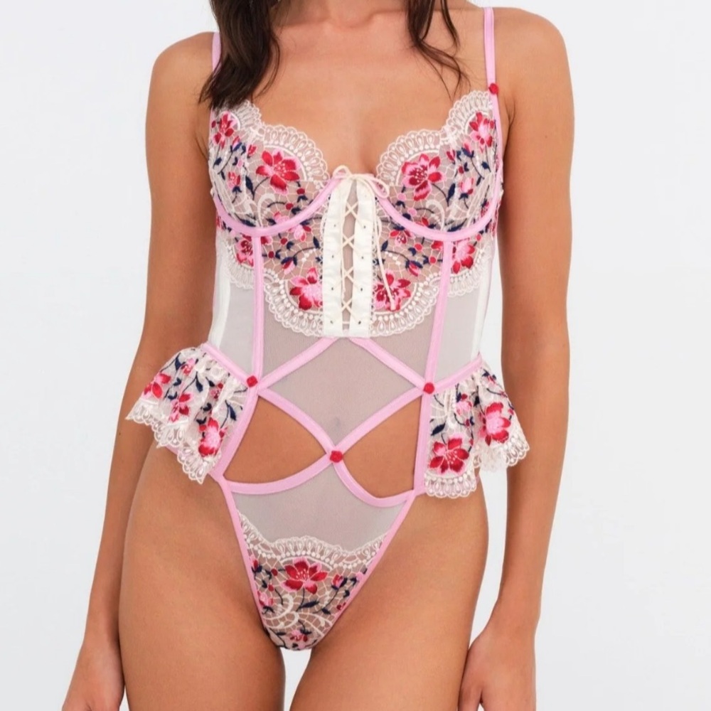 For Love and Lemons Festival Rose Teddy NWT